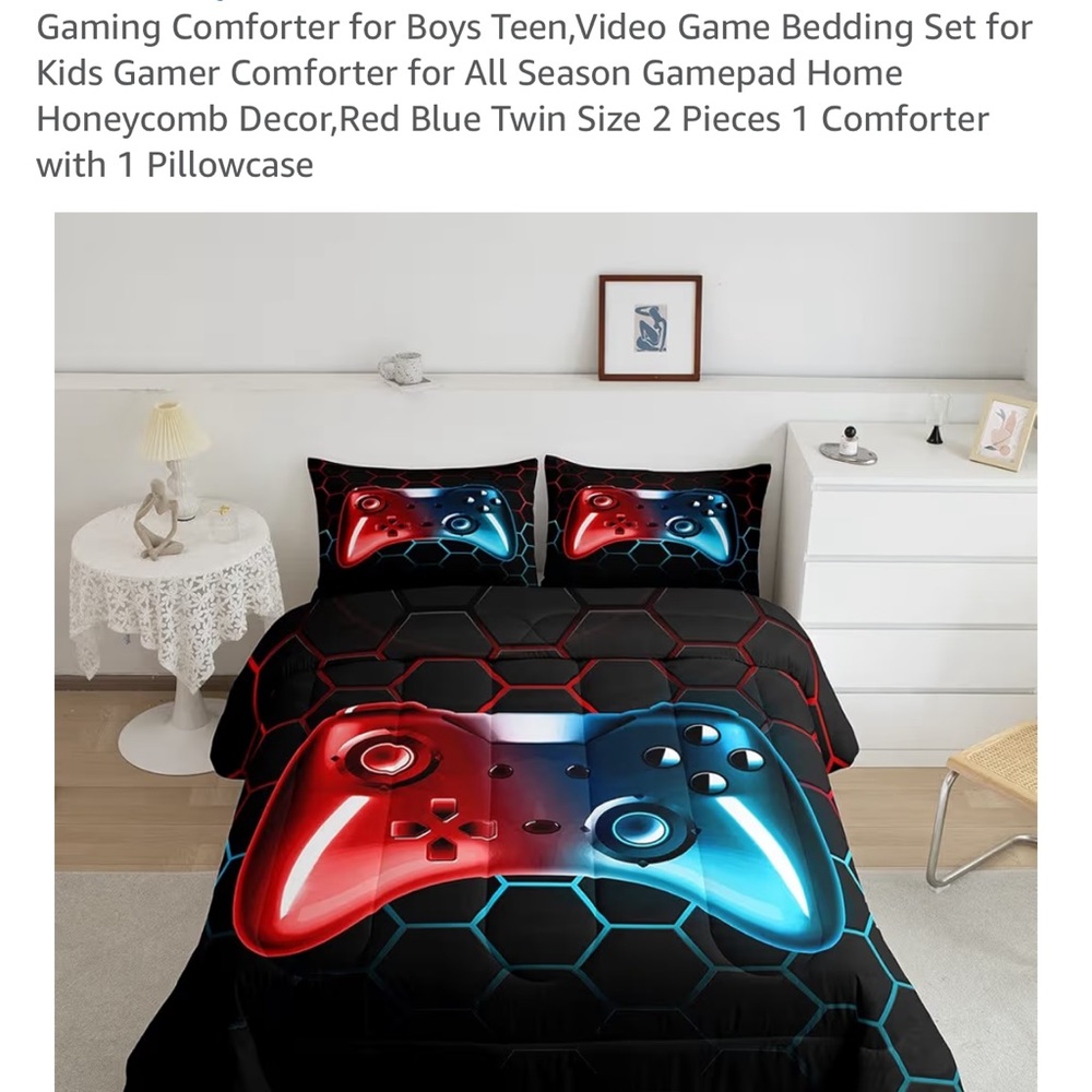 TWIN SIZE Boys Red and Blue Gaming Comforter Set BRAND NEW